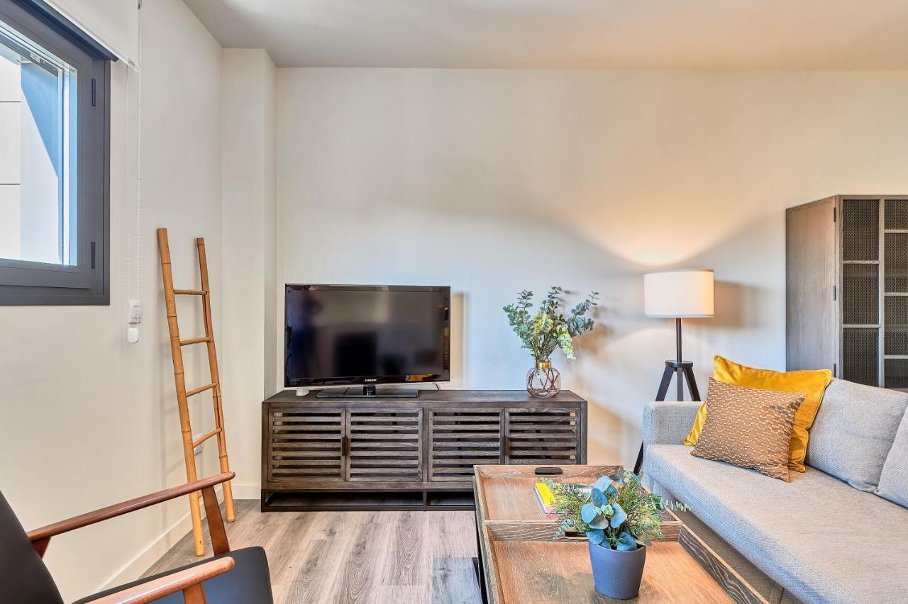 Apartamento AB Vialia Estación , Parking&Pool Málaga Exterior foto