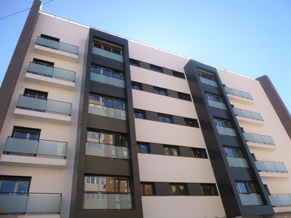 Apartamento AB Vialia Estación , Parking&Pool Málaga Exterior foto